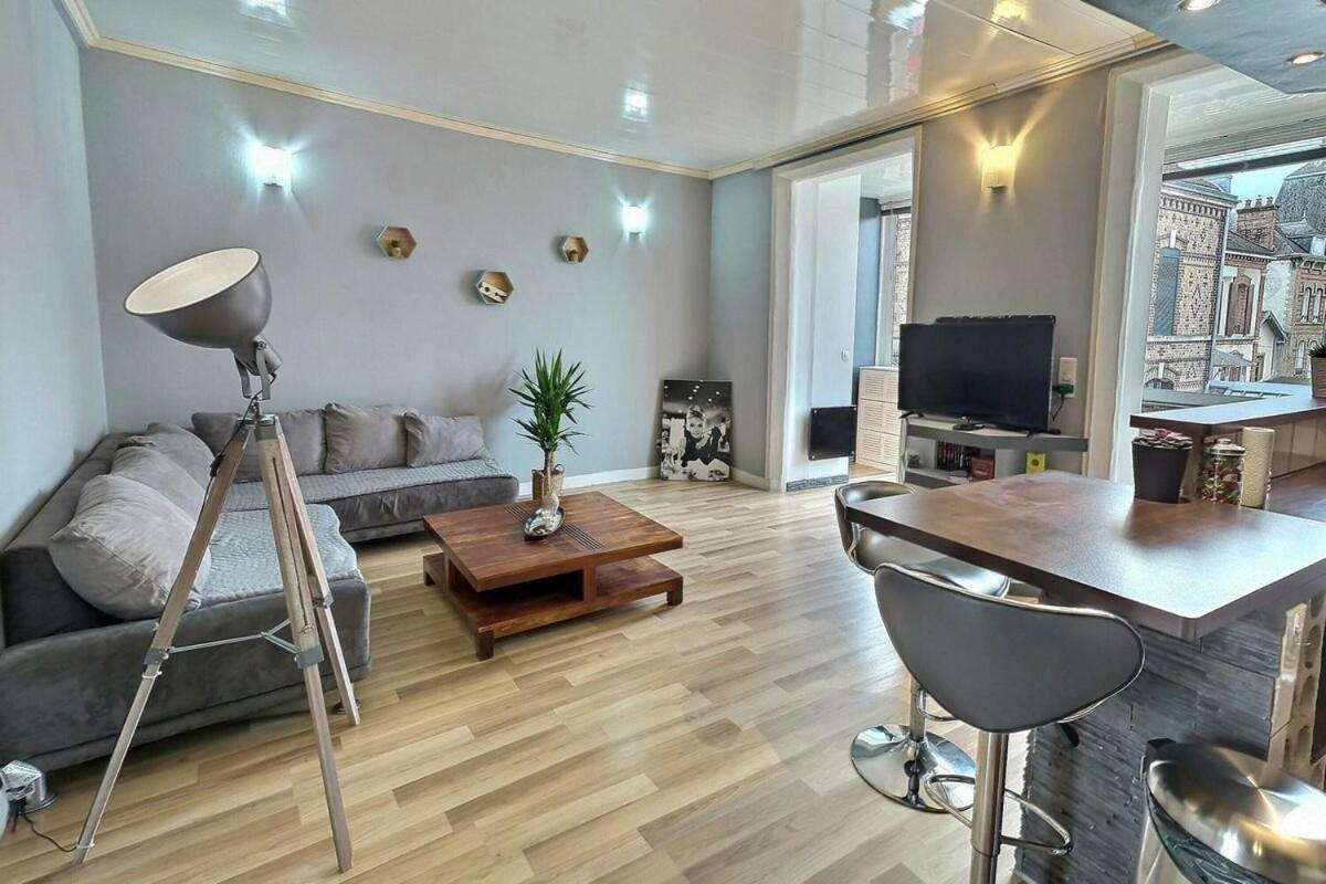 Danton | Spacieux | Wifi | Parking | Proche Centre *